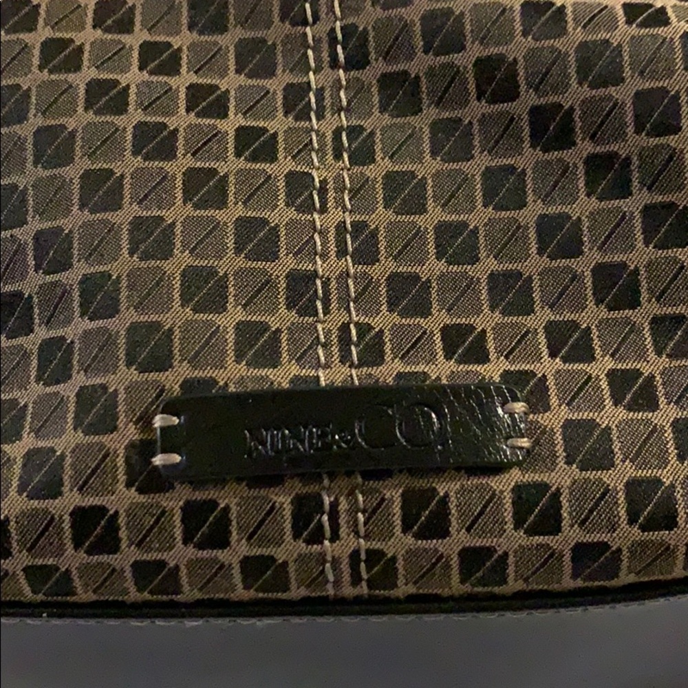 Purse - Picture 2 of 11